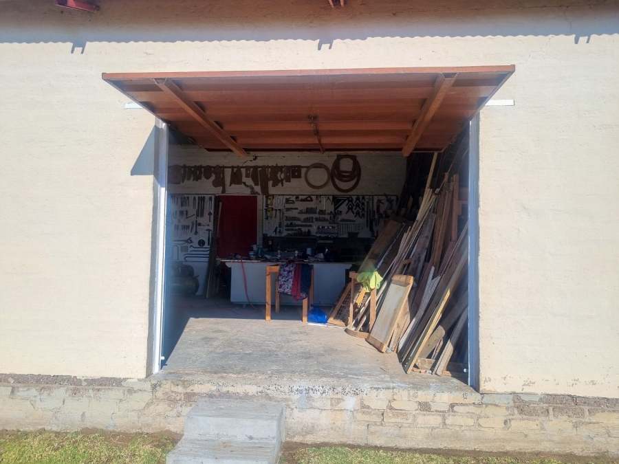 4 Bedroom Property for Sale in Paul Roux Free State